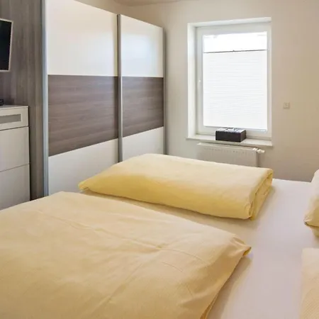 Ferienwohnung-zeppelinstek Appartement *