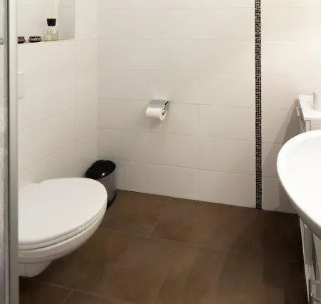Appartement Ferienwohnung-zeppelinstek *